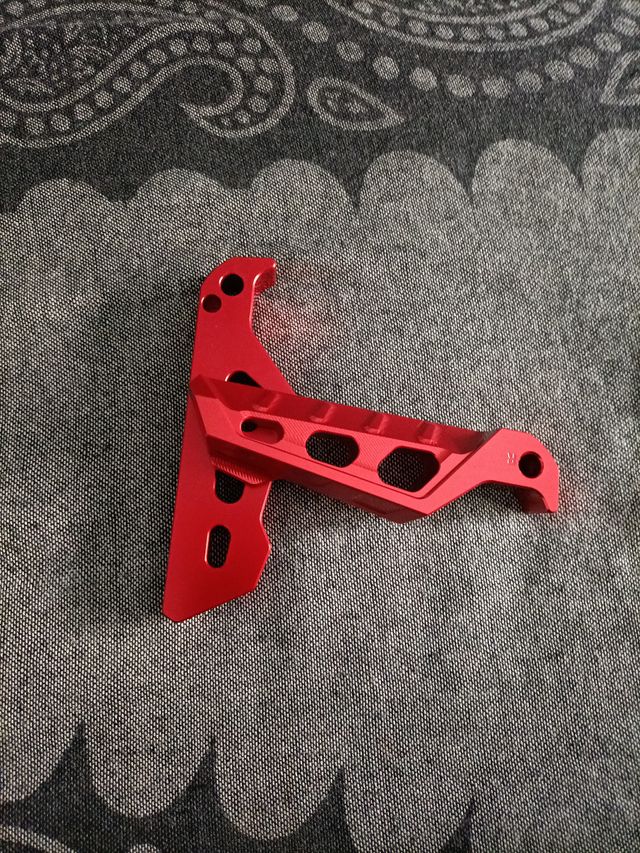 Estriberas Yamaha Rojas