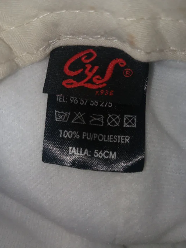 Sombrero pescador acolchado con hebilla