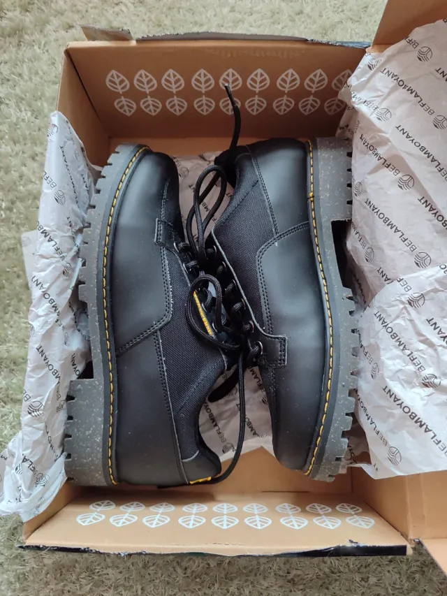 Zapatos ecopiel con cordones