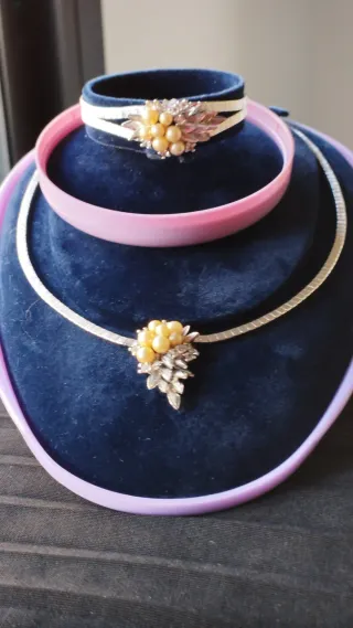 Aderezo fiestas.Marca Eliana Gargantilla / pulsera