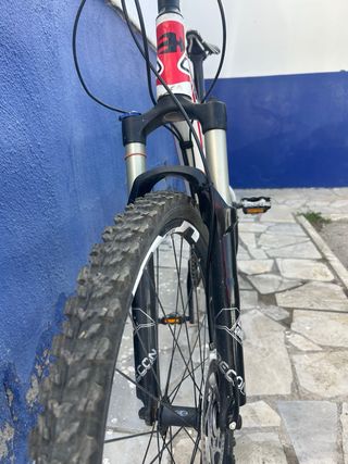 Bicicleta BH Blanca y Roja