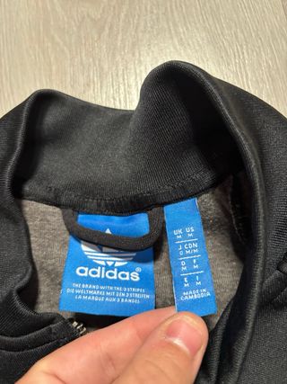 Chaqueta Adidas Originals Negra y Blanca sudadera