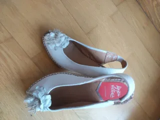 Zapatos Maria Victoria Blancos