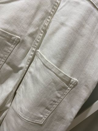 Mono vaquero blanco Nicoli