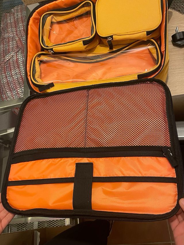 Maletín Veterinaria UNAVETS XL Congreso AMVAC