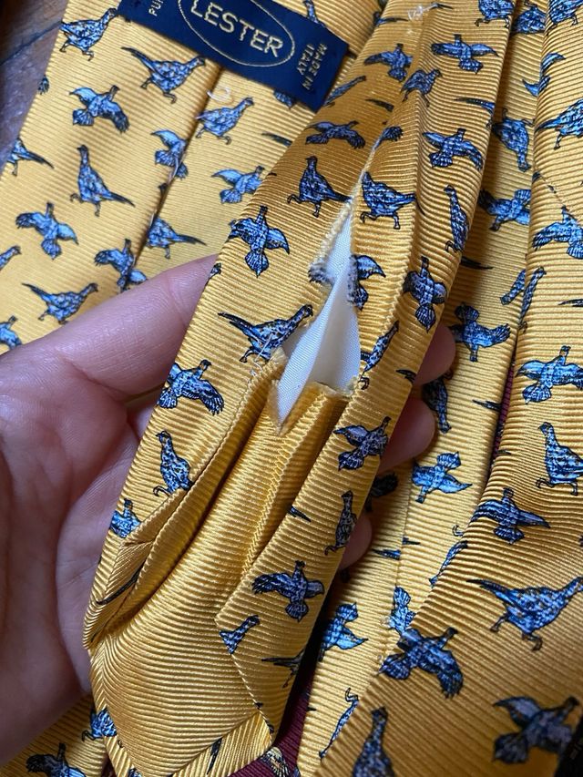 Lote 2 corbatas Lester 25€