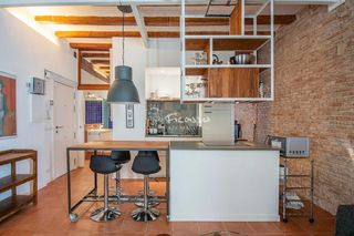 Piso en venta en El Raval en Barcelona