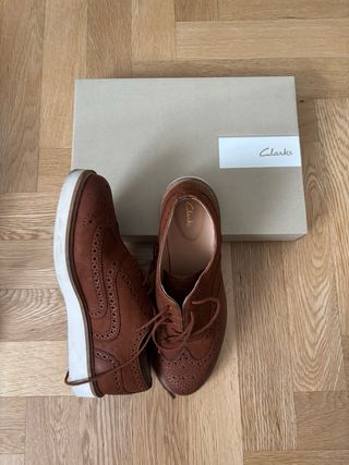 Zapatos Clarks Marrones Talla 39.5