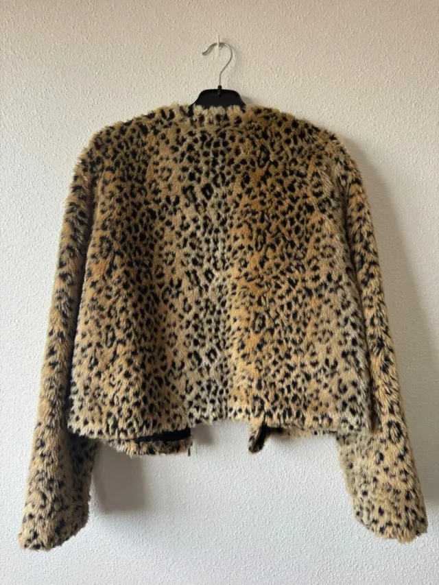 Chaqueta pelo sintético Inditex animal print