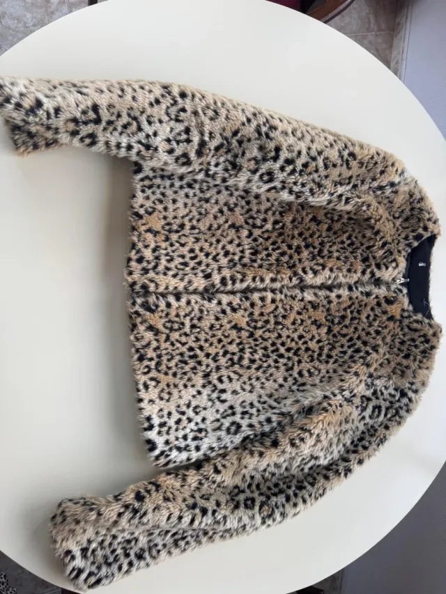 Chaqueta pelo sintético Inditex animal print