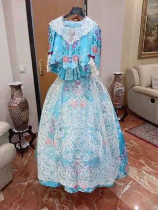 Traje de Fallera completo