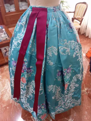 Traje de Fallera completo