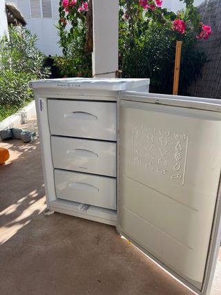 Congelador blanco Indesit