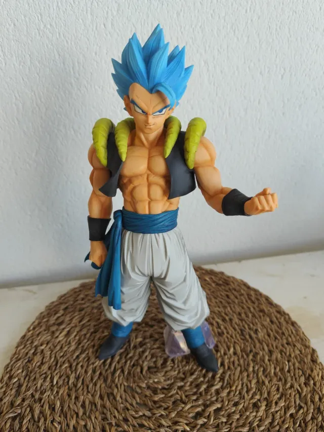 Figura Gogeta Blue Masterlise