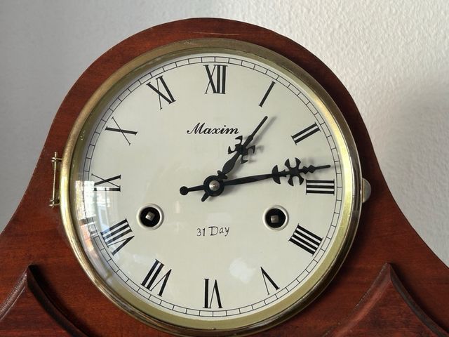 Reloj de mesa Maxim vintage 31 Day