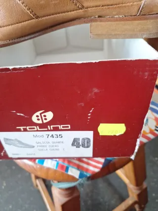 Zapatos de Piel Nobles Marrones Talla 40