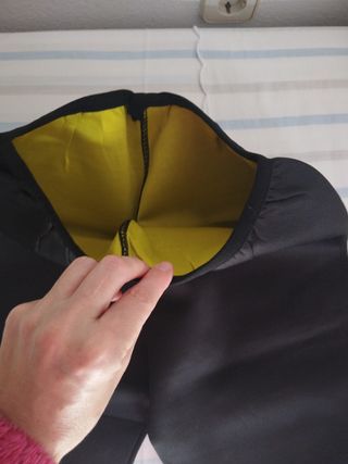 Pantalón de neopreno nuevo