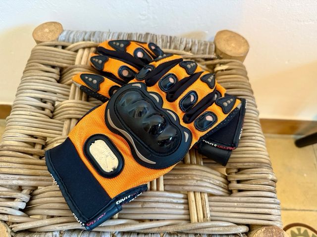 Guantes Moto Táctiles Naranja SIN ESTRENAR