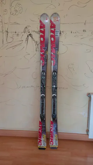 Esquís Atomic RC Carve 164