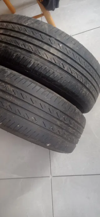 Neumáticos de coche