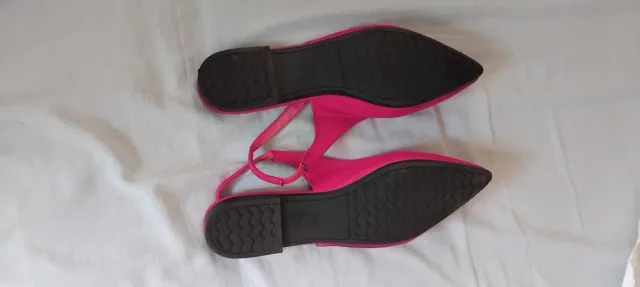 Bailarinas destalonadas fucsia. Usadas dos veces.