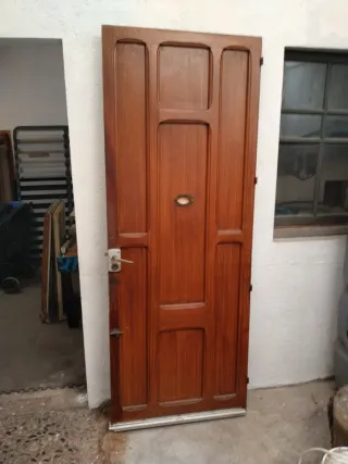 Puerta Madera Interior 82x215cm Buen Estado