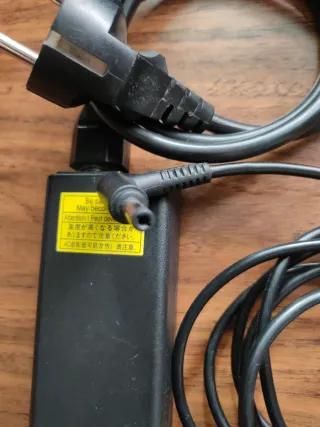 Cargador portátil Toshiba