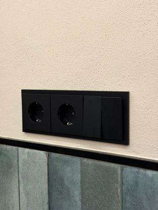 Electricista Profesional.