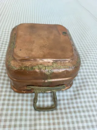 Cuenco de cobre con asas