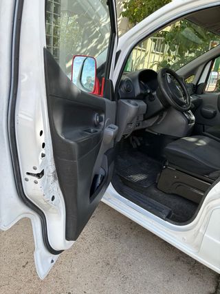 Nissan ENV 200 eléctrico con 145794Km