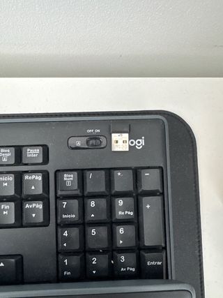 3 Teclados Inalámbricos Logitech sin su USB
