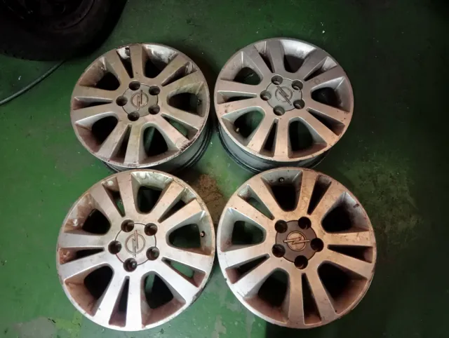 Llantas en 16Opel Astra año 2004