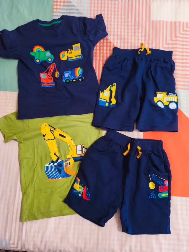 Conjunto ropa niño 6-7 años sin usar