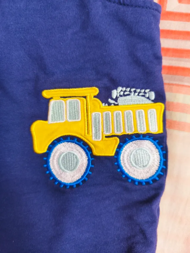 Conjunto ropa niño 6-7 años sin usar