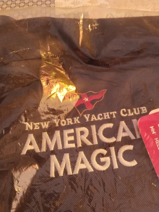 Riñonera New York Yacht Club America's Magic