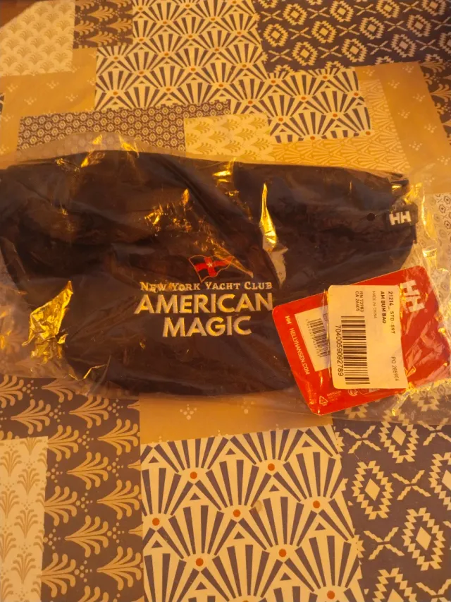 Riñonera New York Yacht Club America's Magic