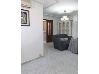 Piso en venta en Lucena