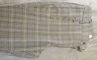 Pantalones de cuadros grises