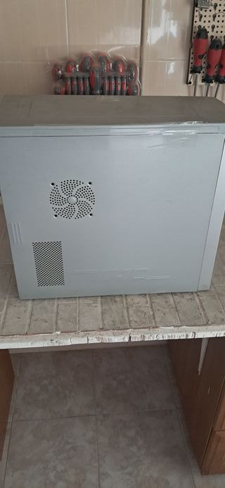 Carcasa Ordenador Plataforma PC