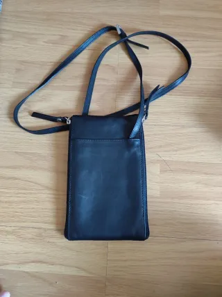 Cartera CARLA G. para pasaporte negra