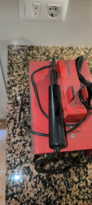 Máquina para sacar clavos calzado