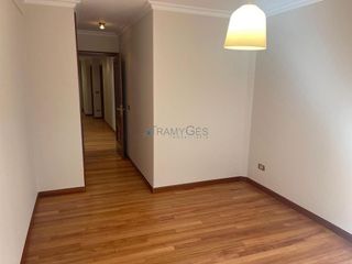 Piso en alquiler en Praza España - Casablanca en Vigo