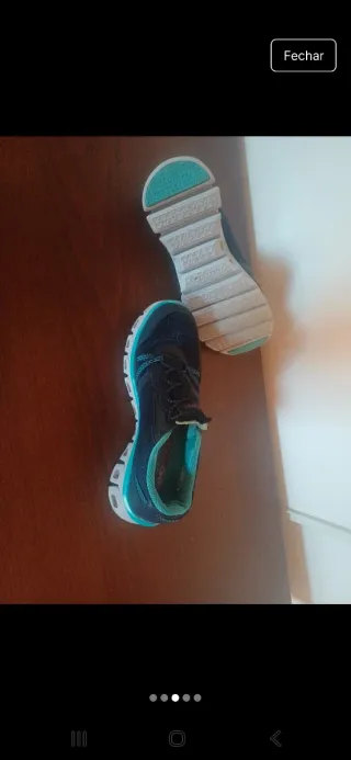 Tênis Skechers Preto e Turquesa Novos