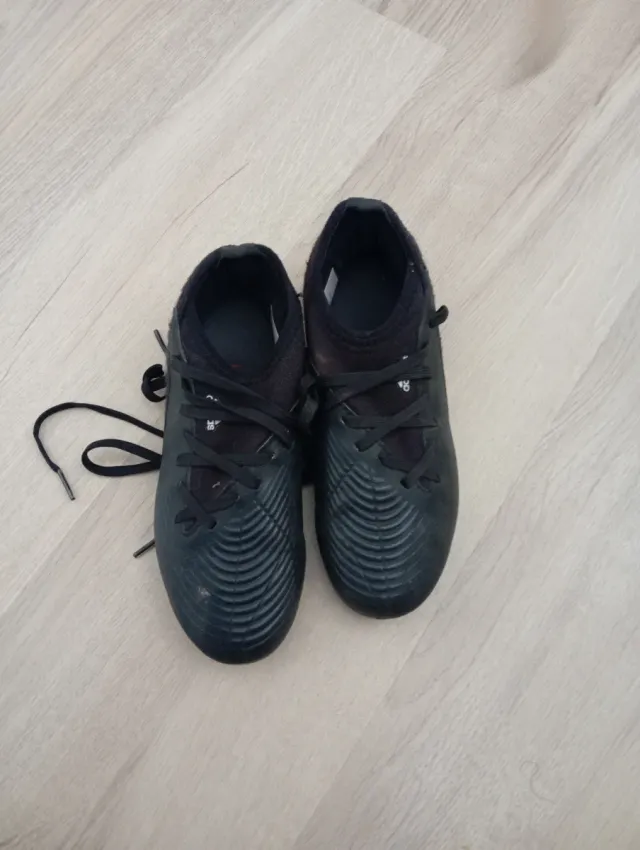 Zapatillas de fútbol Adidas tacos talla 33