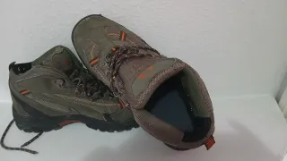 Scarponi da montagna da uomo taglia 42