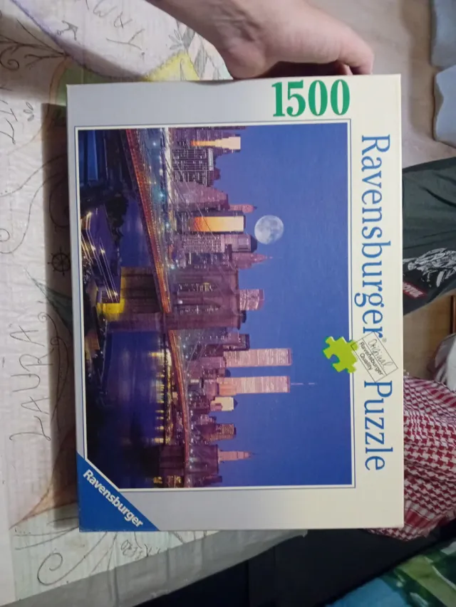 Puzzle Ravensburger 1473 piezas (incompleto)