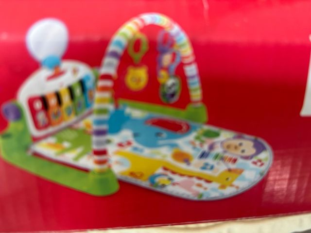 Lote Fisher Price y Chicco: Gimnasio Piano