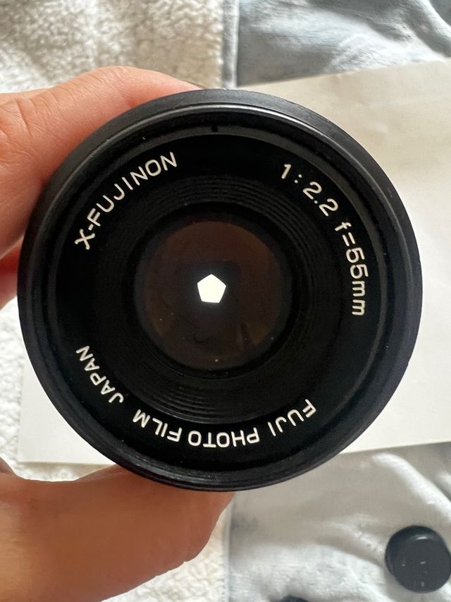 X-Fujinon 55mm f/2.2 Montura Fujica.