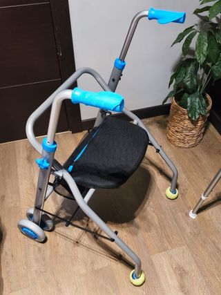 andador para ancianos y con movilidad reducida