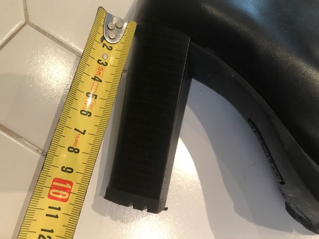 Botines Martinelli Tacón Negro